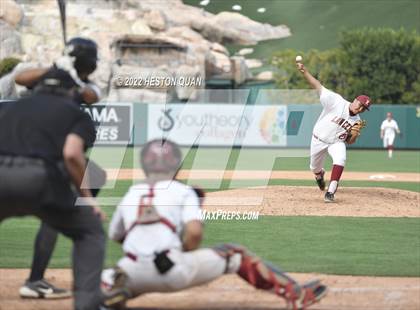 Thumbnail 2 in Warren vs. La Serna photogallery.