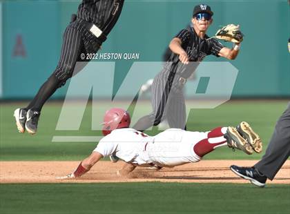 Thumbnail 2 in Warren vs. La Serna photogallery.