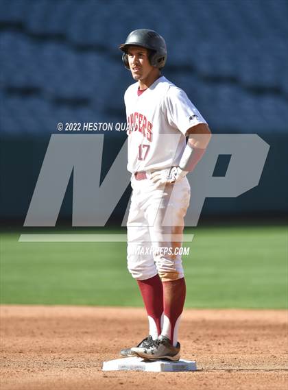 Thumbnail 3 in Warren vs. La Serna photogallery.
