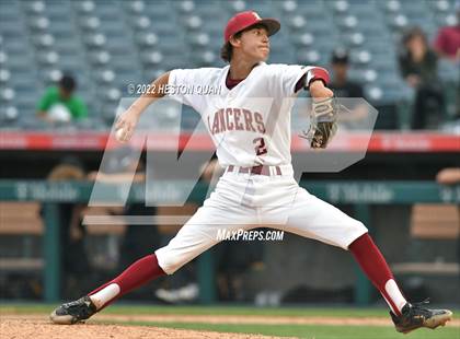 Thumbnail 3 in Warren vs. La Serna photogallery.
