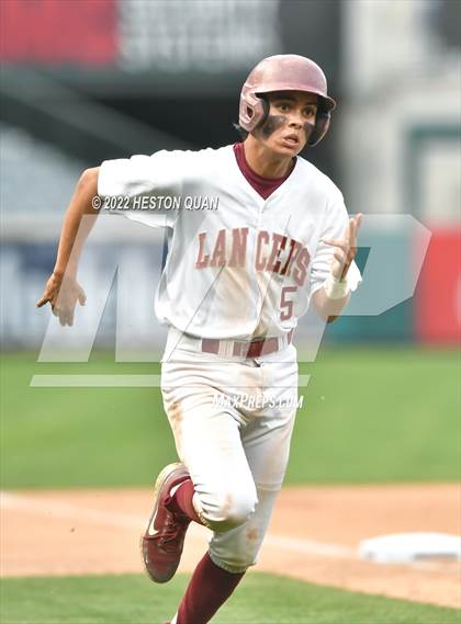 Thumbnail 2 in Warren vs. La Serna photogallery.