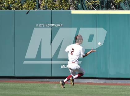 Thumbnail 2 in Warren vs. La Serna photogallery.