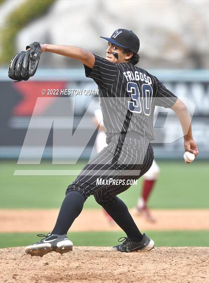 Thumbnail 1 in Warren vs. La Serna photogallery.