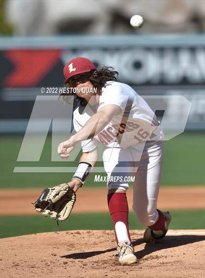 Thumbnail 2 in Warren vs. La Serna photogallery.