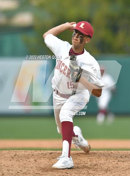 Thumbnail 2 in Warren vs. La Serna photogallery.