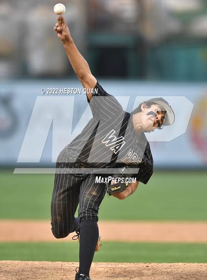 Thumbnail 3 in Warren vs. La Serna photogallery.