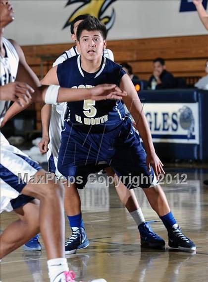 Thumbnail 1 in South El Monte @ Gabrielino photogallery.