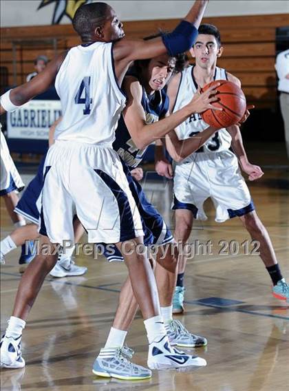 Thumbnail 2 in South El Monte @ Gabrielino photogallery.
