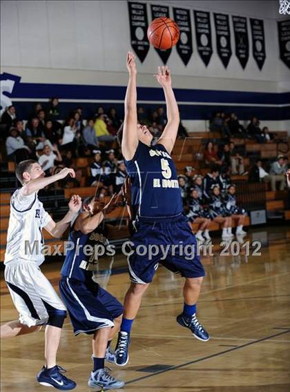 Thumbnail 2 in South El Monte @ Gabrielino photogallery.