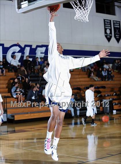 Thumbnail 2 in South El Monte @ Gabrielino photogallery.