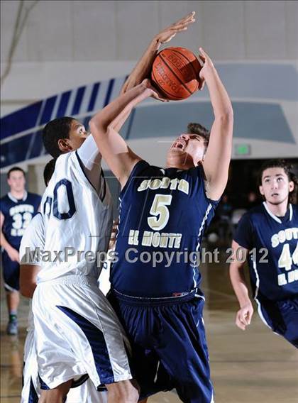 Thumbnail 1 in South El Monte @ Gabrielino photogallery.