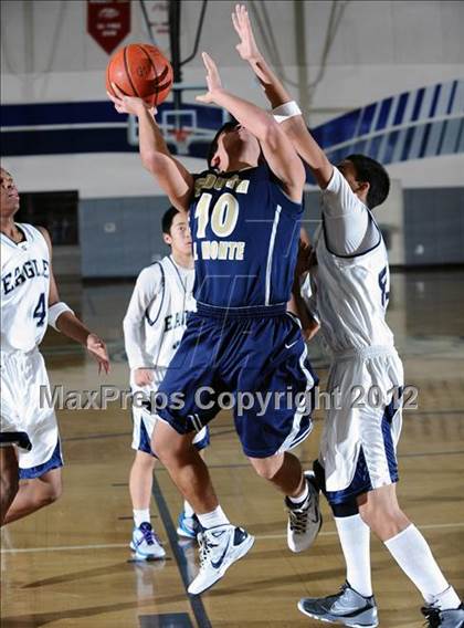Thumbnail 2 in South El Monte @ Gabrielino photogallery.
