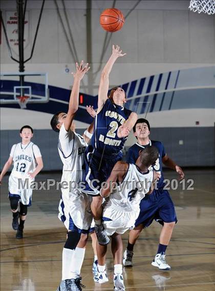 Thumbnail 1 in South El Monte @ Gabrielino photogallery.