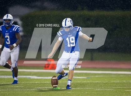 Thumbnail 3 in Gibbs @ Jesuit photogallery.