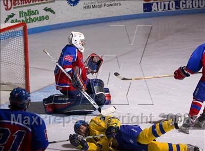 Thumbnail 2 in West Genesee vs Fairport (NYSPHSAA D1 Semifinals) photogallery.