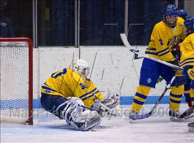 Thumbnail 1 in West Genesee vs Fairport (NYSPHSAA D1 Semifinals) photogallery.