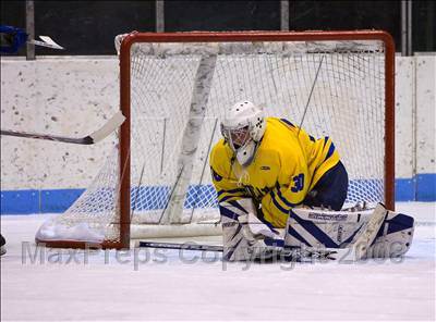 Thumbnail 2 in West Genesee vs Fairport (NYSPHSAA D1 Semifinals) photogallery.