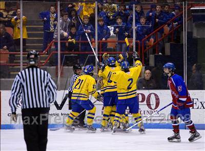 Thumbnail 3 in West Genesee vs Fairport (NYSPHSAA D1 Semifinals) photogallery.