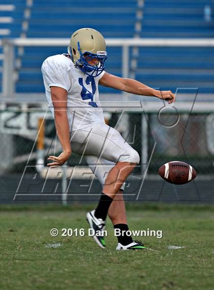 Thumbnail 2 in Montgomery Bell Academy @ Brentwood (Scrimmage) photogallery.