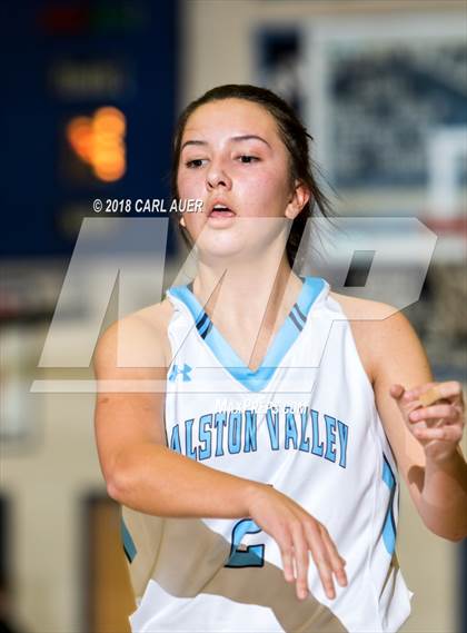 Thumbnail 3 in Ralston Valley vs. Castle View (CHSAA Sweet 16) photogallery.