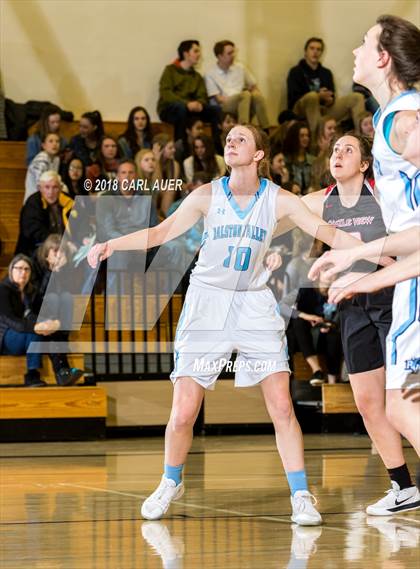 Thumbnail 3 in Ralston Valley vs. Castle View (CHSAA Sweet 16) photogallery.