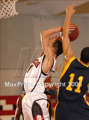 Thumbnail 2 in Rosemont vs. Cordova (Cordova Christmas Classic) photogallery.