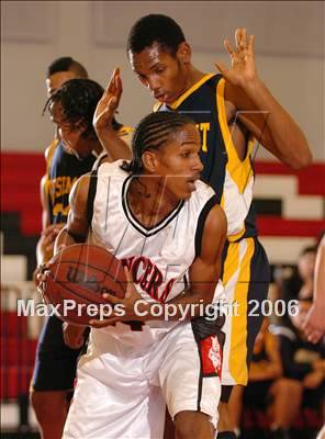 Thumbnail 1 in Rosemont vs. Cordova (Cordova Christmas Classic) photogallery.