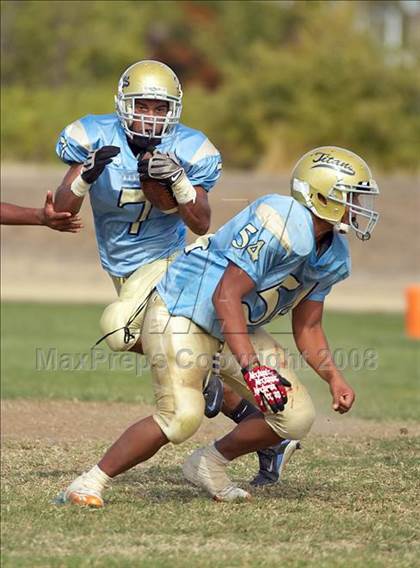 Thumbnail 3 in Kennedy @ Burbank photogallery.