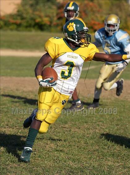 Thumbnail 3 in Kennedy @ Burbank photogallery.