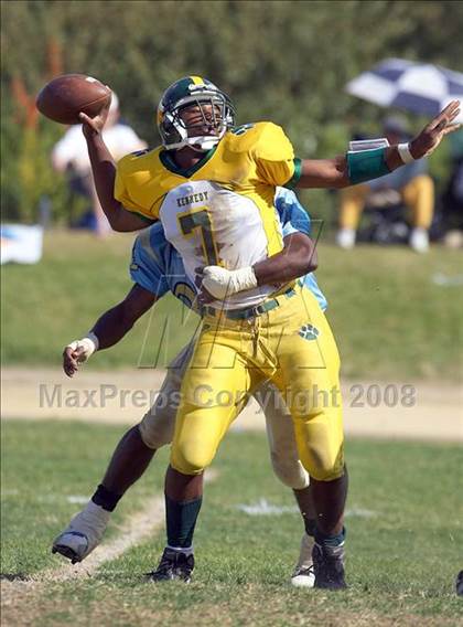 Thumbnail 2 in Kennedy @ Burbank photogallery.