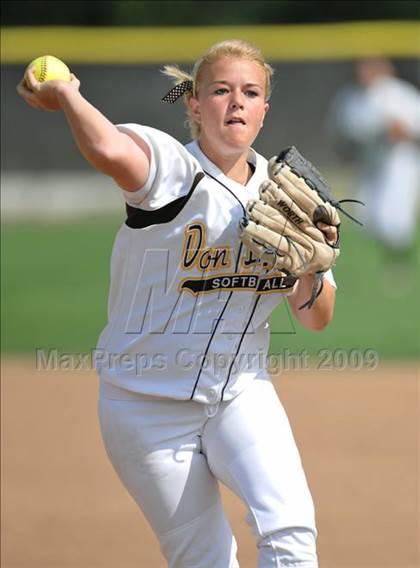Thumbnail 3 in Cypress vs Don Lugo (Michelle Carew Classic) photogallery.