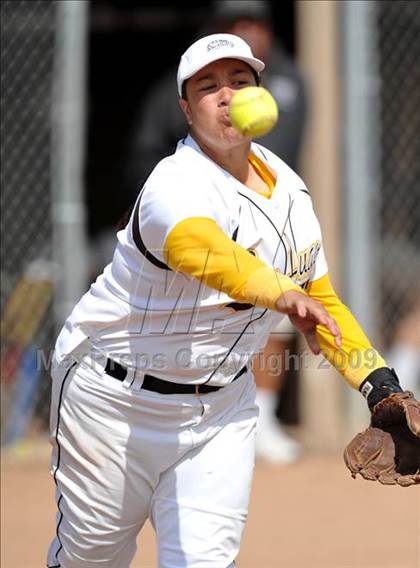 Thumbnail 2 in Cypress vs Don Lugo (Michelle Carew Classic) photogallery.