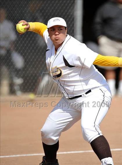 Thumbnail 3 in Cypress vs Don Lugo (Michelle Carew Classic) photogallery.