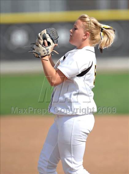 Thumbnail 3 in Cypress vs Don Lugo (Michelle Carew Classic) photogallery.