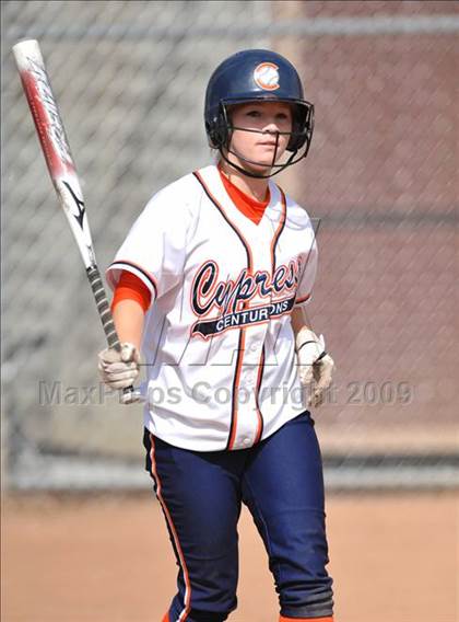 Thumbnail 3 in Cypress vs Don Lugo (Michelle Carew Classic) photogallery.