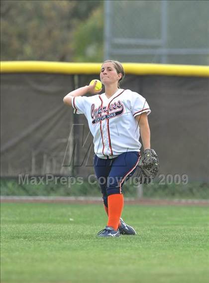 Thumbnail 2 in Cypress vs Don Lugo (Michelle Carew Classic) photogallery.