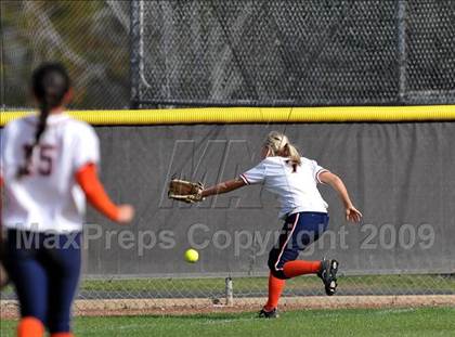 Thumbnail 3 in Cypress vs Don Lugo (Michelle Carew Classic) photogallery.