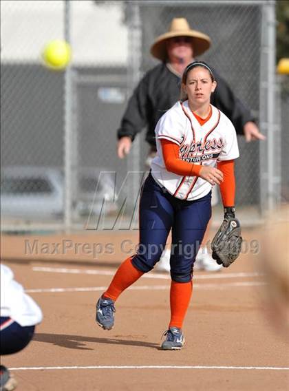 Thumbnail 3 in Cypress vs Don Lugo (Michelle Carew Classic) photogallery.