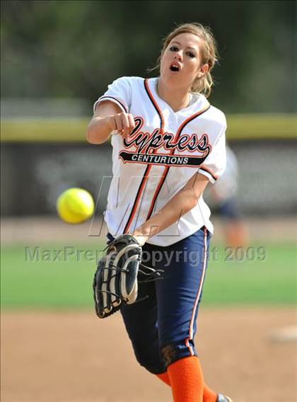 Thumbnail 1 in Cypress vs Don Lugo (Michelle Carew Classic) photogallery.