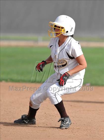 Thumbnail 2 in Cypress vs Don Lugo (Michelle Carew Classic) photogallery.