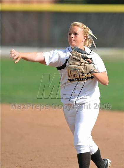 Thumbnail 1 in Cypress vs Don Lugo (Michelle Carew Classic) photogallery.