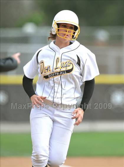 Thumbnail 1 in Cypress vs Don Lugo (Michelle Carew Classic) photogallery.
