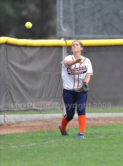 Thumbnail 3 in Cypress vs Don Lugo (Michelle Carew Classic) photogallery.