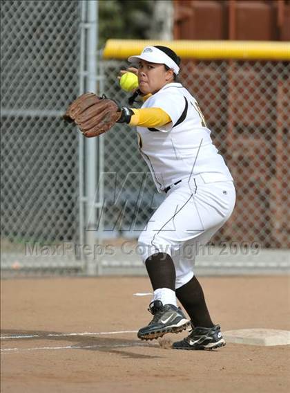 Thumbnail 1 in Cypress vs Don Lugo (Michelle Carew Classic) photogallery.