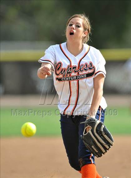 Thumbnail 3 in Cypress vs Don Lugo (Michelle Carew Classic) photogallery.