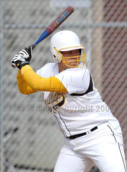 Thumbnail 2 in Cypress vs Don Lugo (Michelle Carew Classic) photogallery.