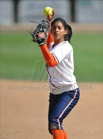 Thumbnail 2 in Cypress vs Don Lugo (Michelle Carew Classic) photogallery.