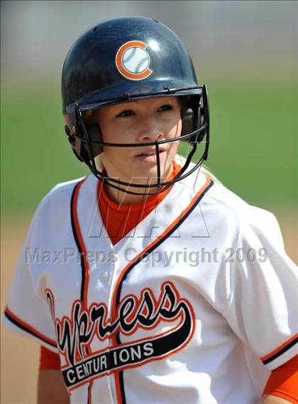 Thumbnail 3 in Cypress vs Don Lugo (Michelle Carew Classic) photogallery.
