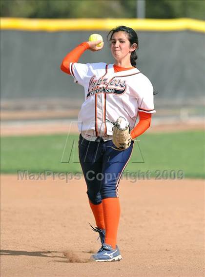 Thumbnail 3 in Cypress vs Don Lugo (Michelle Carew Classic) photogallery.