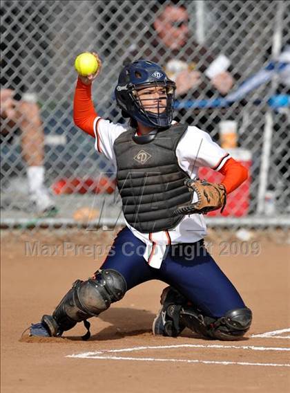 Thumbnail 1 in Cypress vs Don Lugo (Michelle Carew Classic) photogallery.